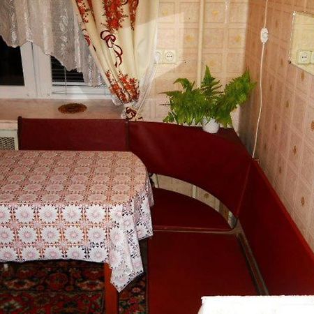 Квартира 2-Кімнатна Бюджетна Центр Парк-10Хв Wi-Fi ترنوبل المظهر الخارجي الصورة